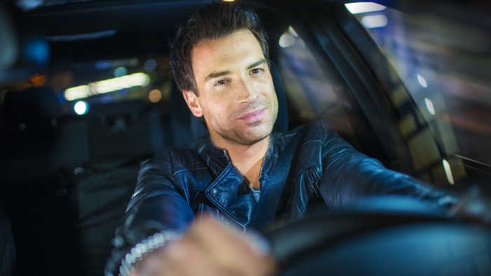 găsește becul cu halogen potrivit pentru mașina ta