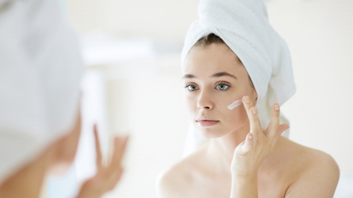 Ghid pentru &icirc;ngrijirea tenului - sfaturi esențiale pentru un ten sănătos