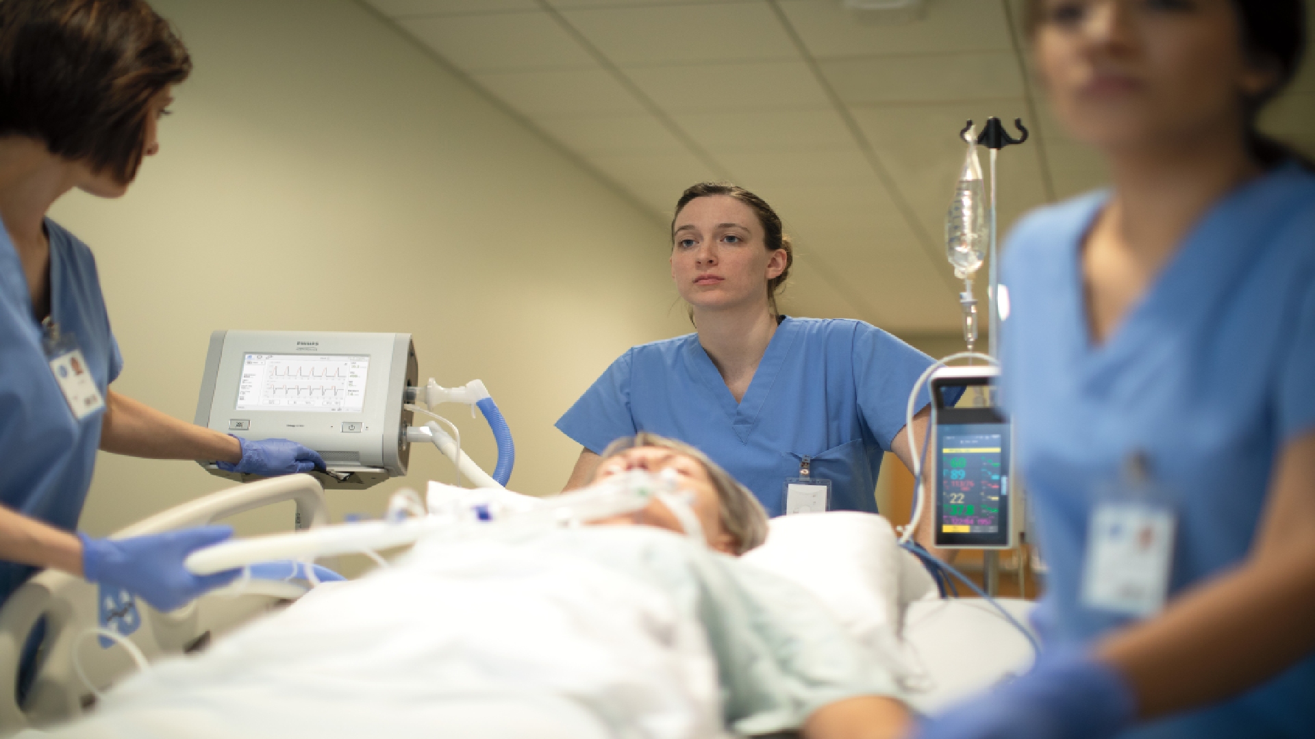 Philips plănuiește să crească producția de ventilatoare medicale la 4.000 de unități pe săptăm&acirc;nă &icirc;n trimestrul 3 al acestui an și introduce noul ventilator Philips Respironics E30, cu o producție imediată de 15.000 de unități pe săptăm&acirc;nă